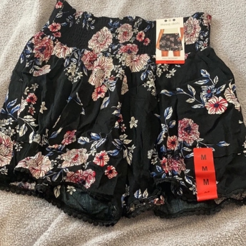 Three Dots women’s shorts NWT